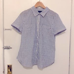 NWT Tommy Hilfiger button down shirt